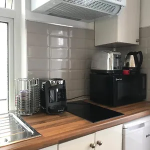 https://studio-apartment.cambridgehotelsuk.com